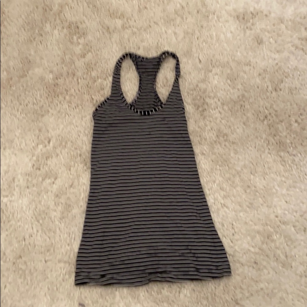 Lululemon tank